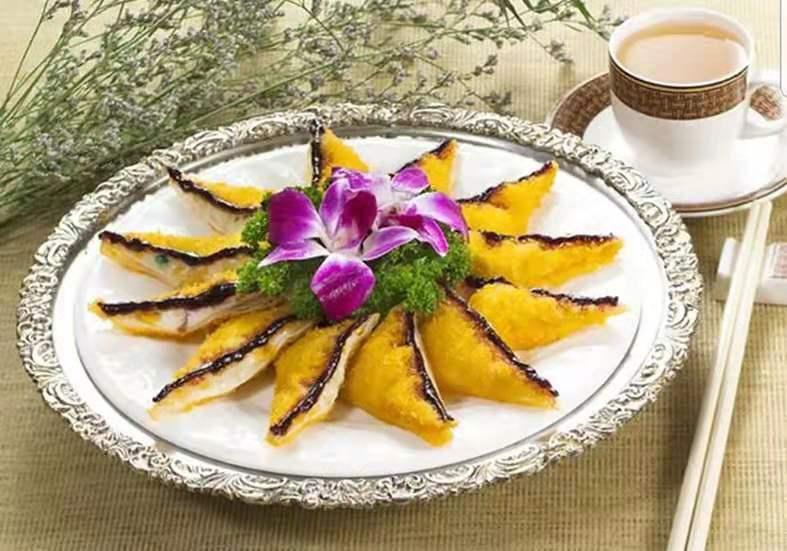 龙城花园饭店餐厅图片