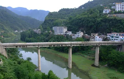 莲沱大桥