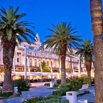 克尔卡国家公园+斯克拉丁包车一日