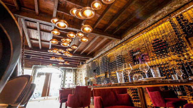 T - Food, Wine & Fun