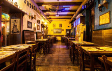 Pub Four X餐厅图片