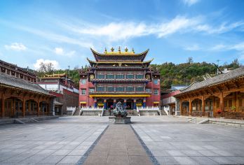 青海西宁+塔尔寺半日游【精品小团/市区免费接】【1.市区免费接送/纯玩无购物/游玩自由/消费透明】