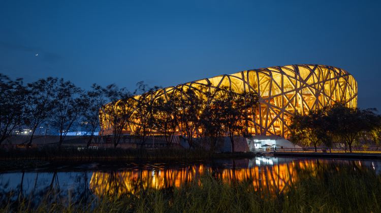9D8N · Group Tours · China + Xi'an + Beijing + Emperor Qinshihuang's Mausoleum Site Museum + The Palace Museum