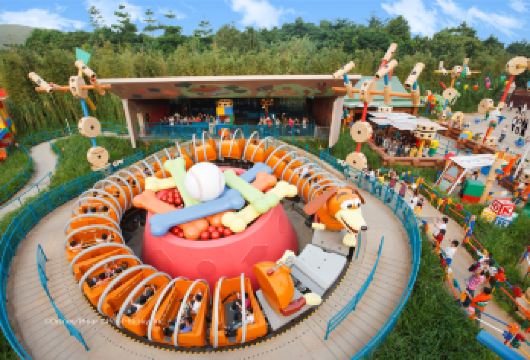 香港迪士尼乐园一日游【香港高铁/机场/市区上门接，不含门票】【包车至香港迪士尼乐园，一家大小出游更便利】