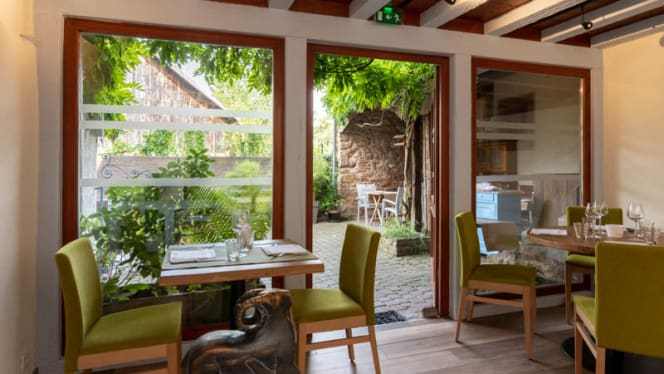 Auberge Le Bouc Bleu餐厅图片
