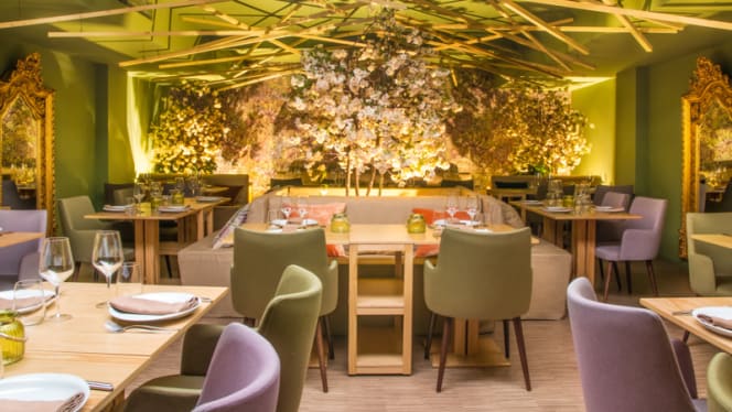 éLeBê Entreparedes餐厅图片