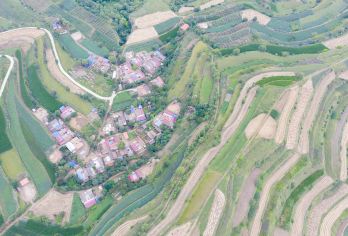 【小白龙宝藏线路】平凉云崖寺石窟+庄浪梯田一日游【值得推荐】