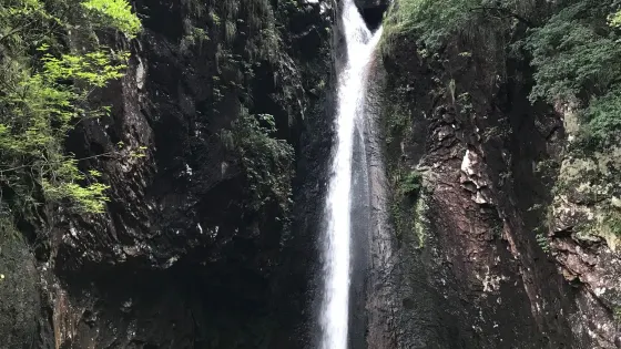 雁湖景區-羅帶瀑