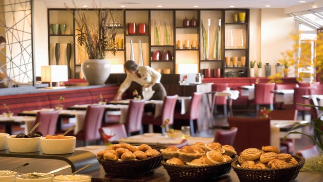 Movenpick Restaurant餐厅图片