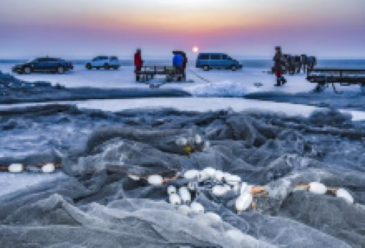 查干湖北湖渔场景点图片