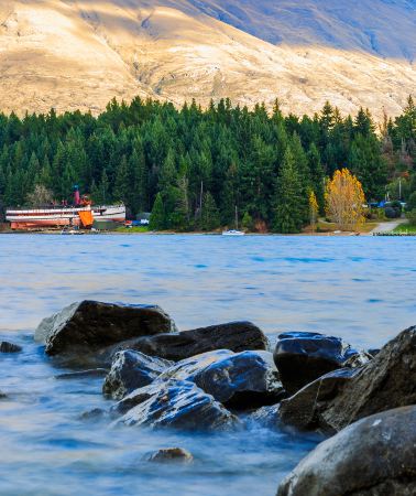 8D7N • New Zealand North Island - Hobbiton - Glowworm Caves - South Island - Queenstown Skyline Gondola