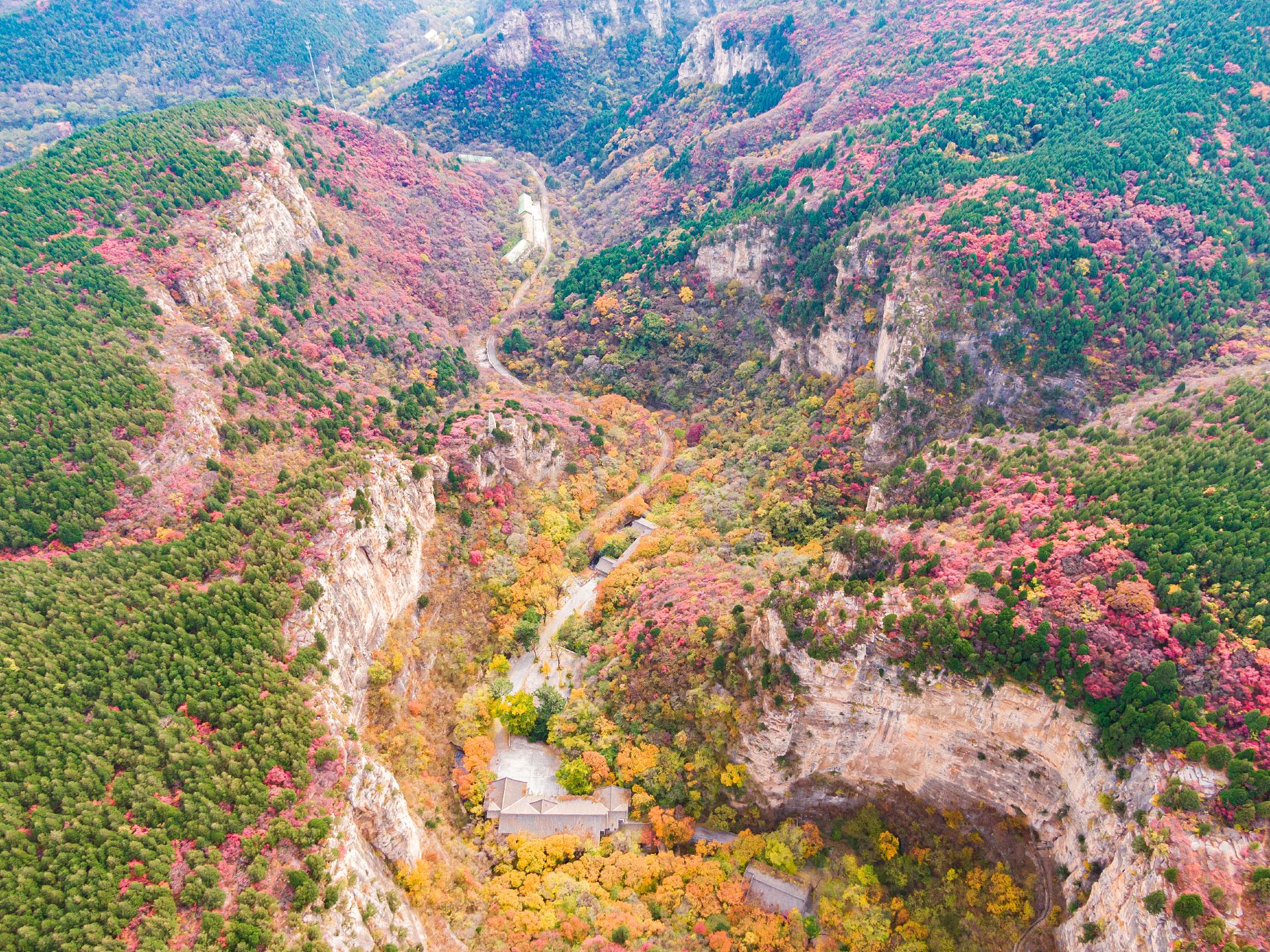 龙洞风景区