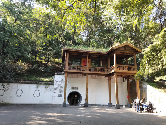 伯先公园,云台山麓的纪念公园