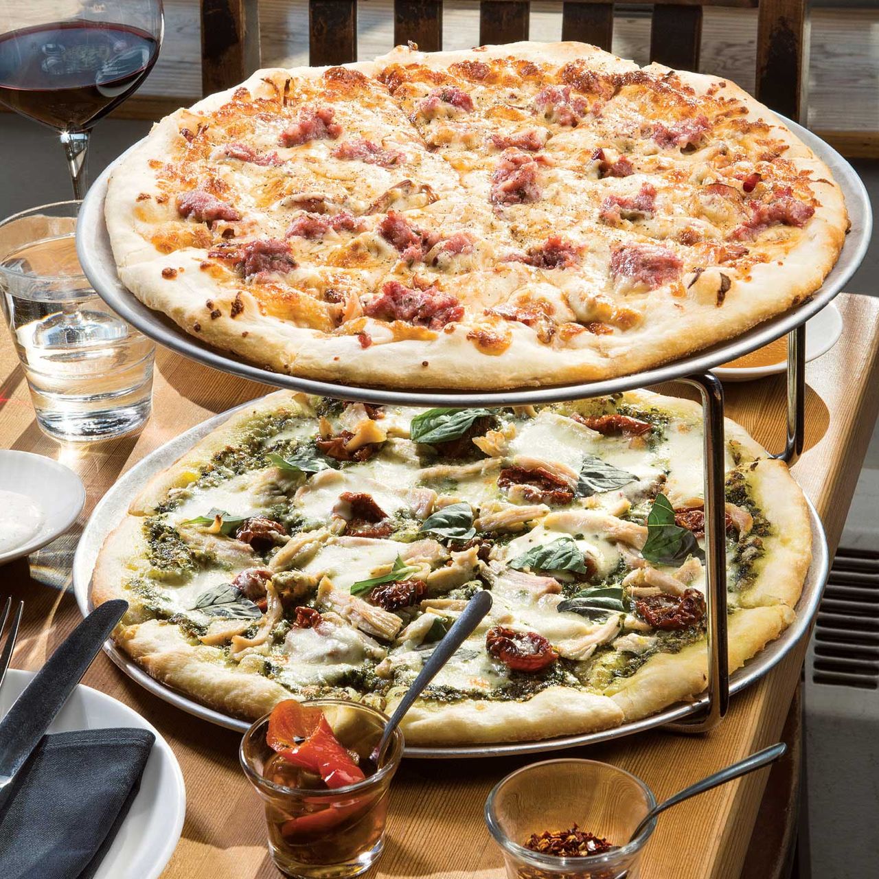 Una Pizza + Wine