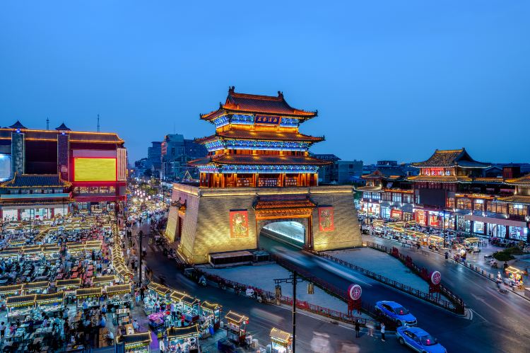 Kaifeng Drum Tower(Cultural hub, Convenient location)