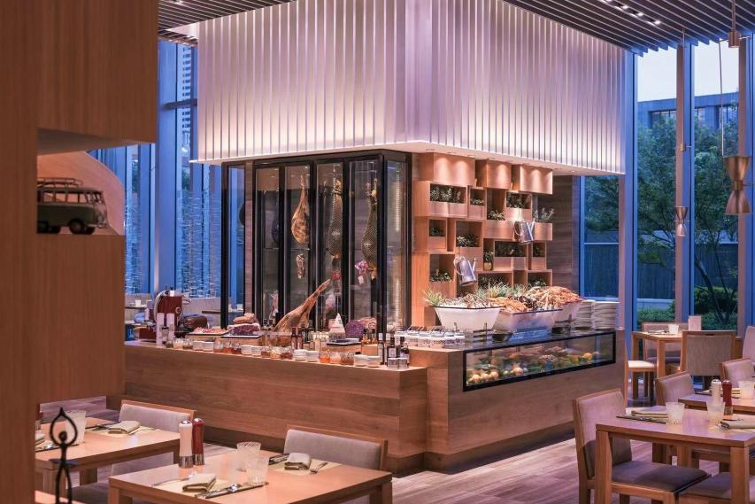 上海静安香格里拉大酒店·两咖啡自助餐厅