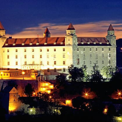 匈牙利+斯洛伐克+捷克+奥地利14日11晚跟团游