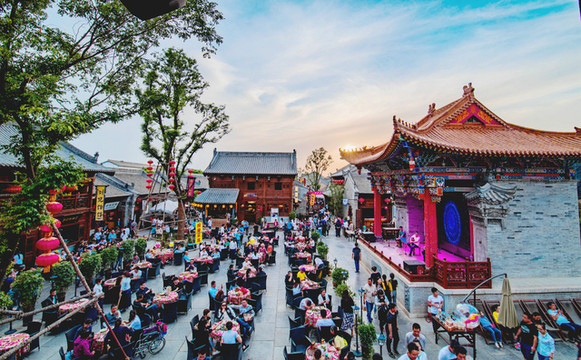 来老街一站式游西府 品味古老建筑的文化风格