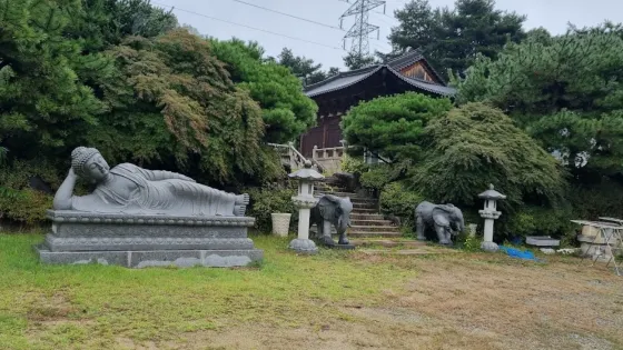 泳心寺