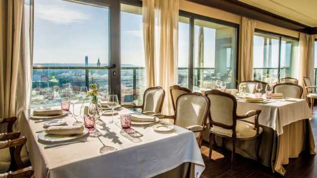 Al Zagal Panorámico餐厅图片