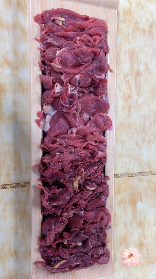 西域风情鲜肉火锅