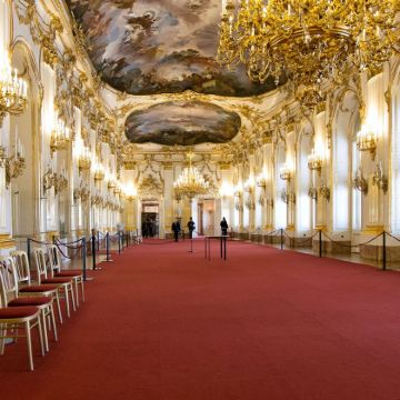 奥地利+捷克+斯洛文尼亚+匈牙利18日17晚自由行