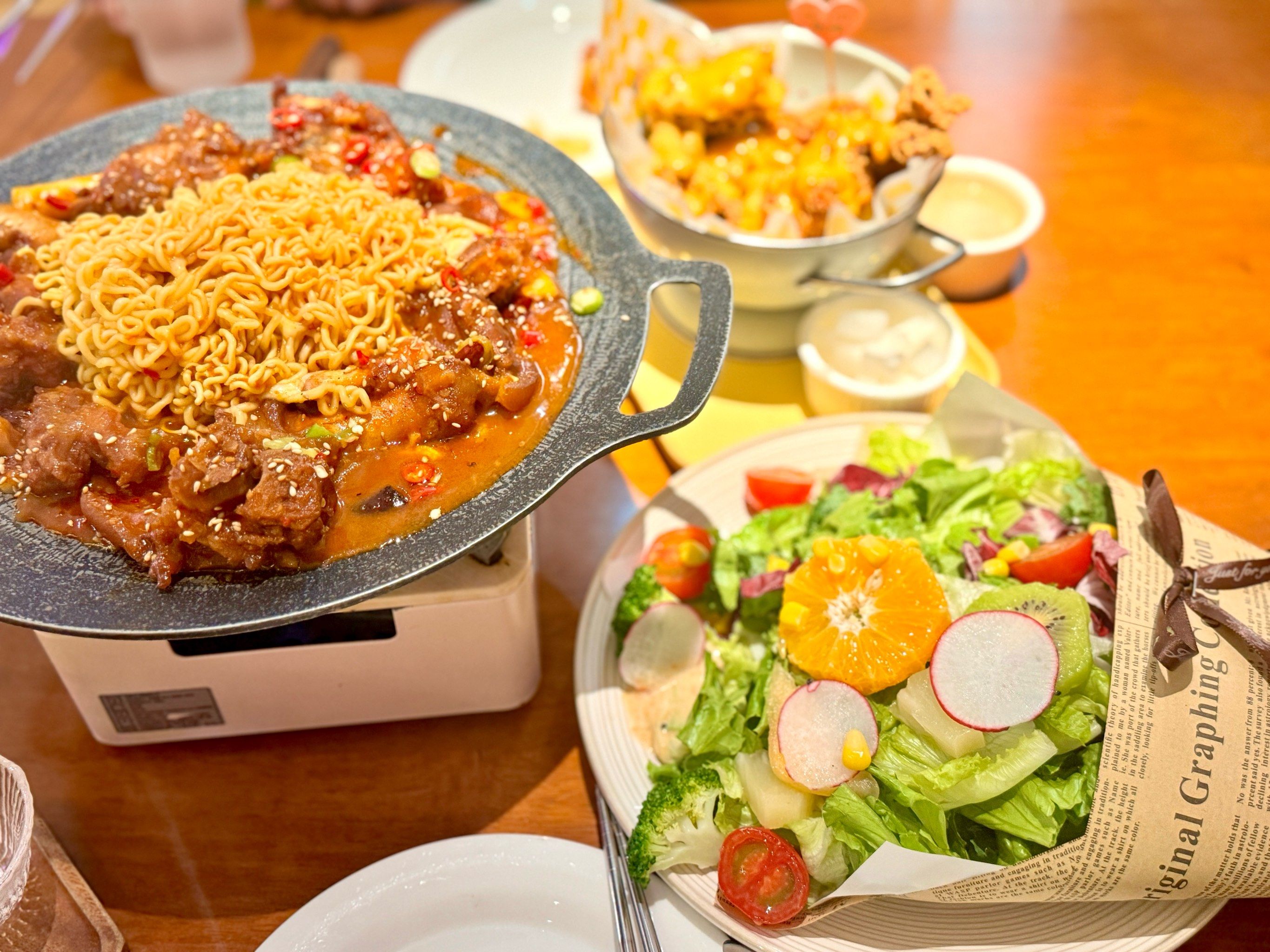 热地HOT PLACE洋风韩餐(红旗街店)