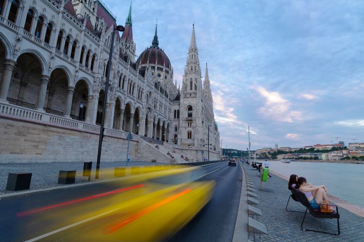 Hungarian Parliament Building Area (Legislative significance, architectural splendor)