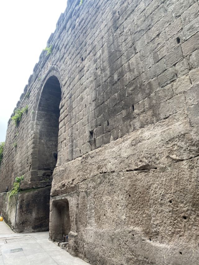 重庆重庆古城墙-通远门段城门及城墙游玩攻略简介,重庆重庆古城墙-通远门段城门及城墙门票/地址/图片/开放时间/照片/门票价格【携程攻略】