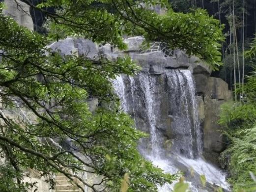 嶅山溪谷生态旅游区