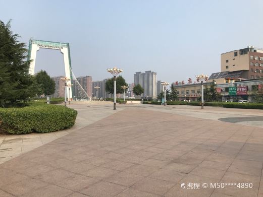 滨河公园