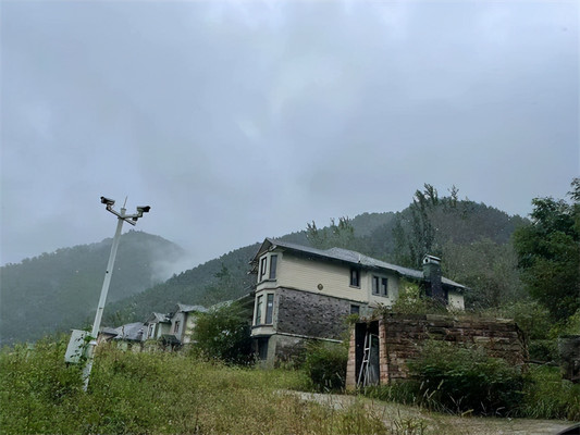 陕西西安秦岭海文隐居终南精品客栈占地3000平，秦岭深处吸氧撒欢