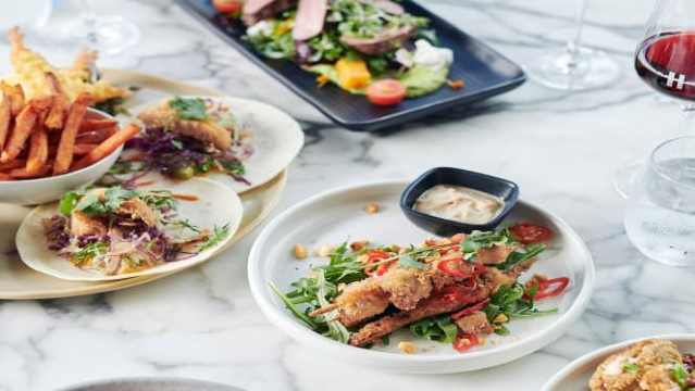 DINING ROOM IN Hotel Sorrento