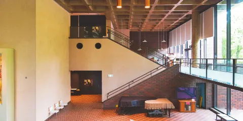 熊本縣立美術館