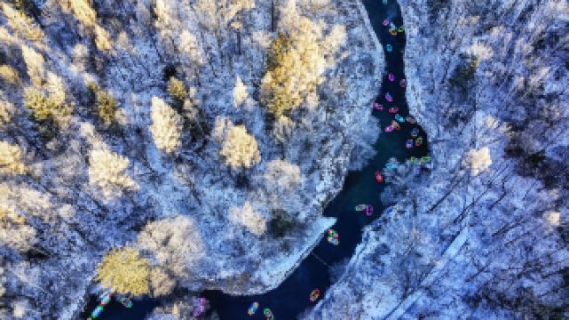 长白山大泉河漂流