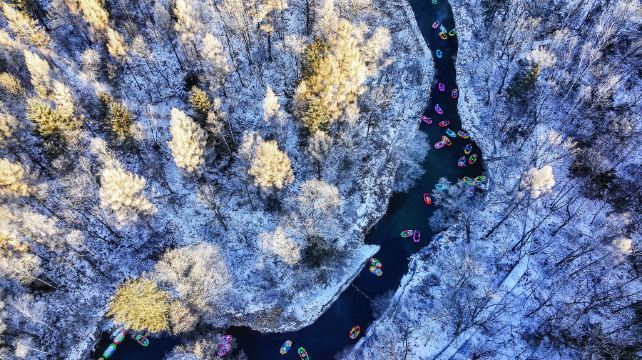 长白山大泉河漂流