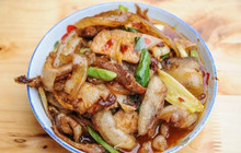 元马农家杀猪饭店餐厅图片