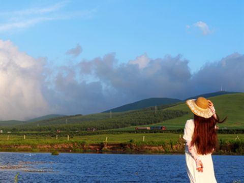 自驾丰宁坝上,海拔2000米“凉都”看晚霞,玩转十八花海!