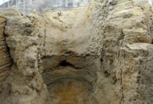 战国冶铁遗址景点图片