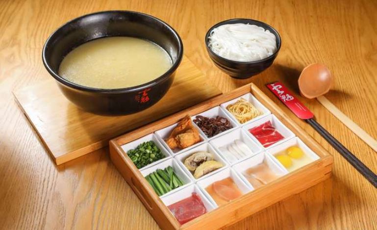 云魁过桥米线(花之城花园店)餐厅图片