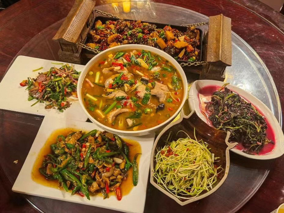 韩妹鱼庄·泸定老字号(泸定店)餐厅图片