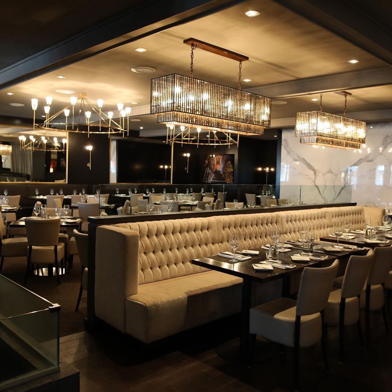 Al's Steakhouse餐厅图片