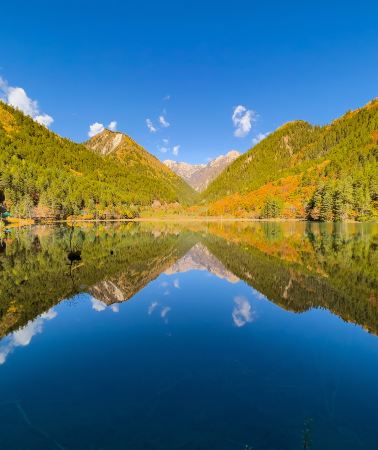 2D1N•Jiuzhaigou+Huanglong-Round-trip high-speed train tickets included. Adjustable travel days, discount available on inquiry