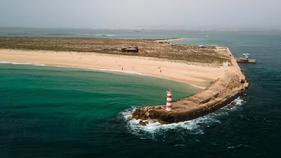 巴里塔島