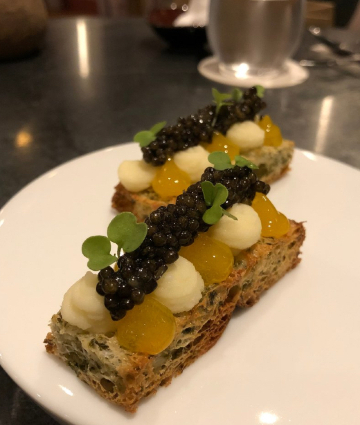 White Restaurant at Sun Plaza