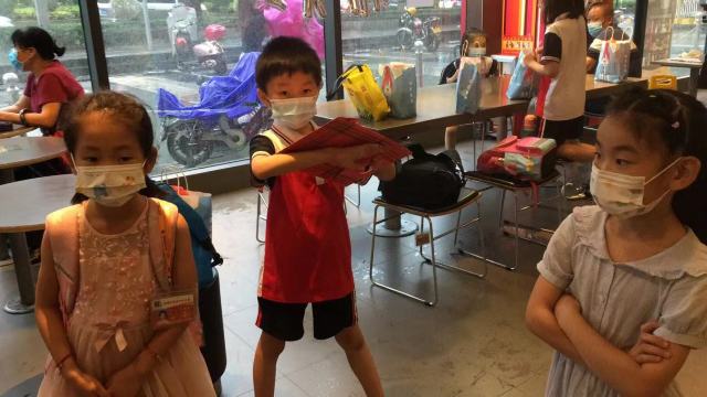 麦当劳(南海里广路得来速店)