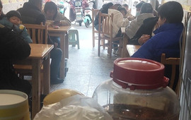 尝回头羊肉粉火锅(普定店)