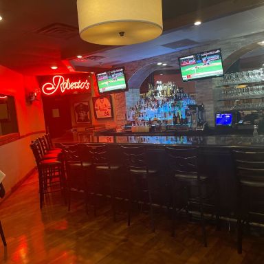 Roberto's Trattoria & Chophouse