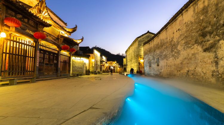5-Day 5-day 4-night · Private Tour · Huangshan Scenic Area + Hongcun Village + Xidi + Huizhou Ancient Town
