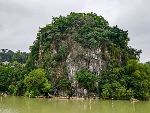 仙掌岩
